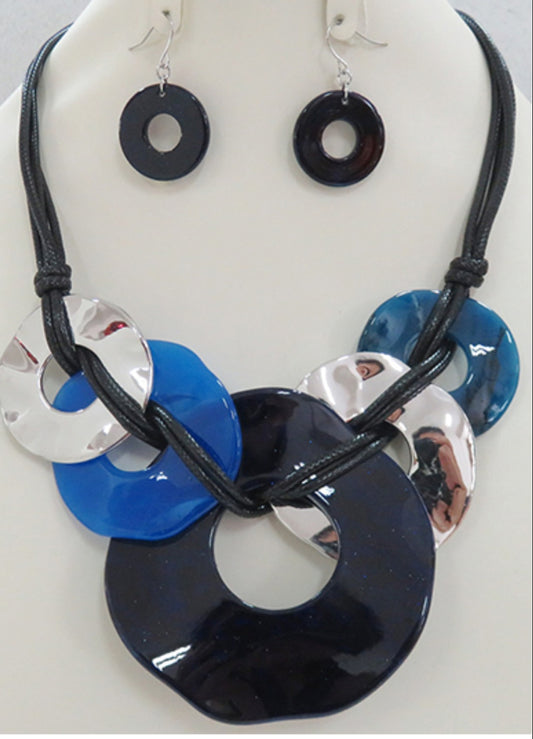 Blue circle necklace set